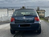 Usado VW Golf IV Conceptline 90 CV (66 kW) 2001 Verde Berlina