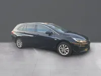 Usado Opel Astra Business Elegance 122 CV (89 kW) 2021 Negro Familiar