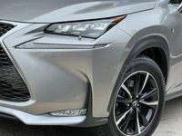 Usado Lexus NX300h Sport Line 197 CV (144 kW) 2016 Gris / plata SUV