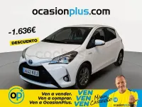 Usado Toyota Yaris Hybrid Active 100 CV (73 kW) 2019 Blanco Berlina