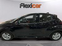 Usado Toyota Yaris Hybrid Active 116 CV (85 kW) 2021 Negro Berlina