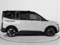 Usado Ford Tourneo Courier 125 CV (91 kW) 2025 Monovolumen