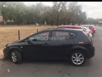 Usado Seat Leon Reference 105 CV (77 kW) 2007 Negro Utilitario