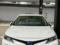 Usado Toyota Camry Luxury 218 CV (160 kW) 2023 Blanco Berlina