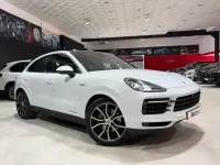 Usado Porsche Cayenne E-Hybrid 462 CV (339 kW) 2022 Blanco SUV