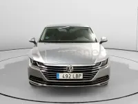 Usado VW Arteon Elegance 190 CV (139 kW) 2019 Gris / plata Utilitario