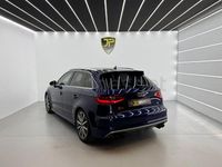 Usado Audi A3 300 CV (220 kW) 2015 Azul Berlina