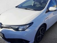 Używany Toyota Auris Hybrid Edition 136 KM (100 kW) 2018