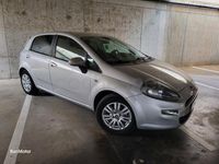 Usado Fiat Punto Pop 69 CV (50 kW) 2015 Gris / plata Utilitario