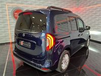 Usado Mercedes 180 116 CV (85 kW) 2024 Azulazul cavansita Berlina