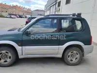 Usado Suzuki Grand Vitara 110 CV (80 kW) 2004 Verde SUV