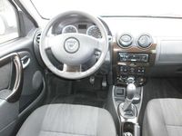 Usado Dacia Duster Lauréate 105 CV (77 kW) 2012 Blanco SUV