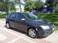 Brugt Ford Focus Ghia 115 HK (84 kW) 2006 Grå Sedan