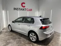 Usado VW Golf VIII Life 110 CV (80 kW) 2021 Gris / plata Berlina