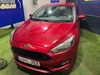 Begagnad Ford Focus ST-Line 125 HK (91 kW) 2016 Röd Sedan