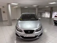 Usado Seat Ibiza Reference 90 CV (66 kW) 2011 Gris / plata Berlina