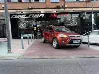 Usado Ford Kuga Trend 136 CV (100 kW) 2009 Granate SUV