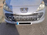 Usado Peugeot 207 90 CV (66 kW) 2007 Gris / plata Berlina