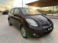 Usado Toyota Yaris Active 90 CV (66 kW) 2009 Negro Utilitario