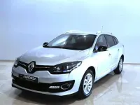 Usado Renault Mégane GrandTour LIMITED 110 CV (80 kW) 2016 Gris / plata Familiar