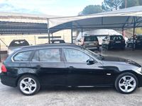 Usado BMW 318 143 CV (105 kW) 2011 Negro Familiar