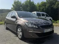 Usado Peugeot 308 SW Style 115 CV (84 kW) 2015 Marrón Familiar