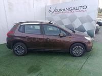 Usado Peugeot 2008 Active 92 CV (67 kW) 2015 Marrón SUV