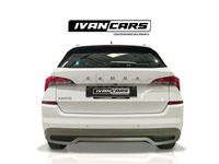 Usado Skoda Kamiq Ambition 110 CV (80 kW) 2022 Blanco SUV