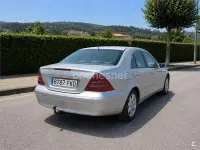 Usado Mercedes C270 Elegance 170 CV (125 kW) 2002 Gris / plata Berlina