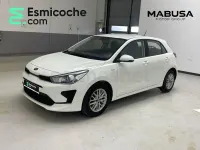 Usado Kia Rio 84 CV (61 kW) 2021 Blanco Berlina