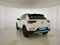 Usado VW T-Roc 110 CV (80 kW) 2023 Blanco SUV