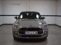 Usado Mini ONE 102 CV (75 kW) 2018 Gris Utilitario