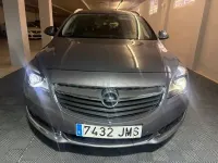 Usado Opel Insignia Selective 136 CV (100 kW) 2016 Gris / plata Familiar