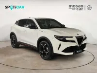 Usado Alfa Romeo GT Junior Edizione Speciale 136 CV (100 kW) 2024 Blanco SUV