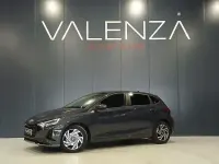 Usado Hyundai i20 100 CV (73 kW) 2024 Gris / plata Utilitario