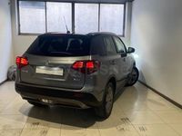 Usado Suzuki Vitara 129 CV (94 kW) 2023 Gris / plata SUV