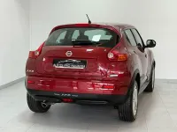 Usado Nissan Juke Acenta 110 CV (80 kW) 2013 Granate SUV