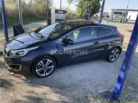 Usado Kia Ceed GT 136 CV (100 kW) 2016 Gris / plata Berlina