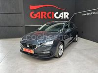 Usado Seat Leon Style 115 CV (84 kW) 2021 Gris / plata
