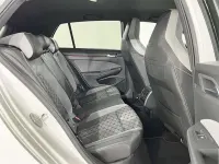 Usado VW Golf VIII R-line 150 CV (110 kW) 2024 Blanco Utilitario