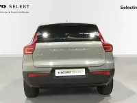 Nuevo Volvo XC40 Plus 163 CV (119 kW) 2026 Gris / plata SUV