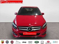Usado Mercedes B180 109 CV (80 kW) 2015 Rojo Utilitario