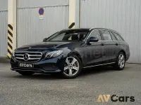Usado Mercedes E350 258 CV (189 kW) 2018 Azul Familiar