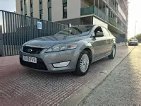 Usado Ford Mondeo Ambiente 125 CV (91 kW) 2007 Gris / plata Berlina
