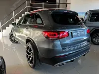 Usado Mercedes GLC300e 306 CV (225 kW) 2021 Gris / plata SUV