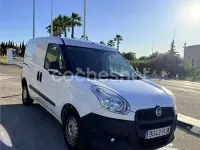 Używany Fiat Doblò 90 KM (66 kW) 2012 Biały Minivan