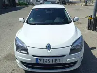 Usado Renault Mégane Dynamique 110 CV (80 kW) 2011 Blanco Berlina