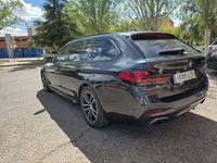 Usado BMW 530e Comfort Edition 292 CV (214 kW) 2022 Gris / plata Familiar