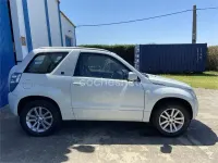 Usado Suzuki Grand Vitara 106 CV (77 kW) 2008 Blanco SUV