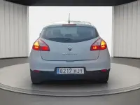 Usado Renault Mégane III Authentique 110 CV (80 kW) 2012 Blanco Berlina